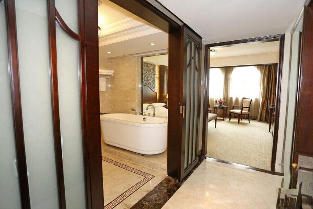 Grand Palace Hotel - Grand Hotel Management Group Guangzhou Bagian luar foto