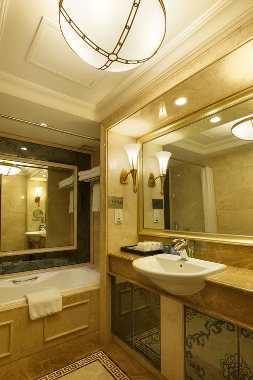 Grand Palace Hotel - Grand Hotel Management Group Guangzhou Bagian luar foto